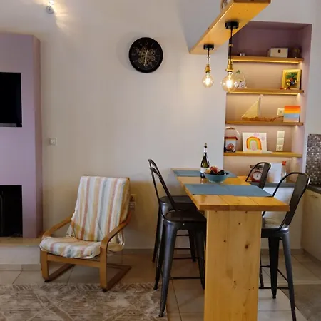 Detached House In 帕特雷